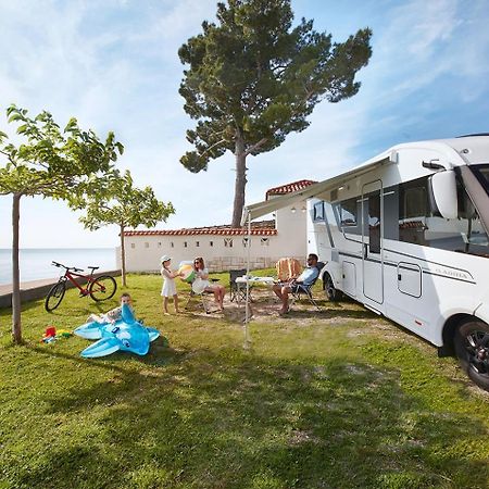 Camping Adria Ankaran - Pitches Екстер'єр фото