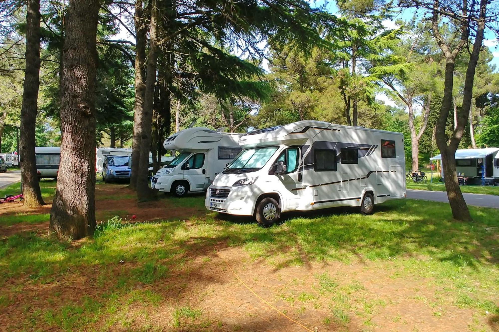 Camping Adria Ankaran - Pitches Екстер'єр фото