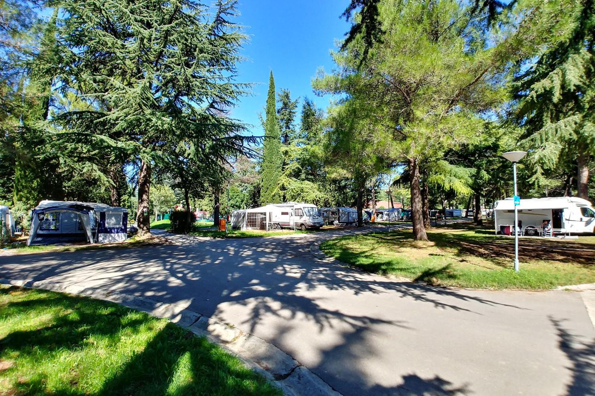 Camping Adria Ankaran - Pitches Екстер'єр фото